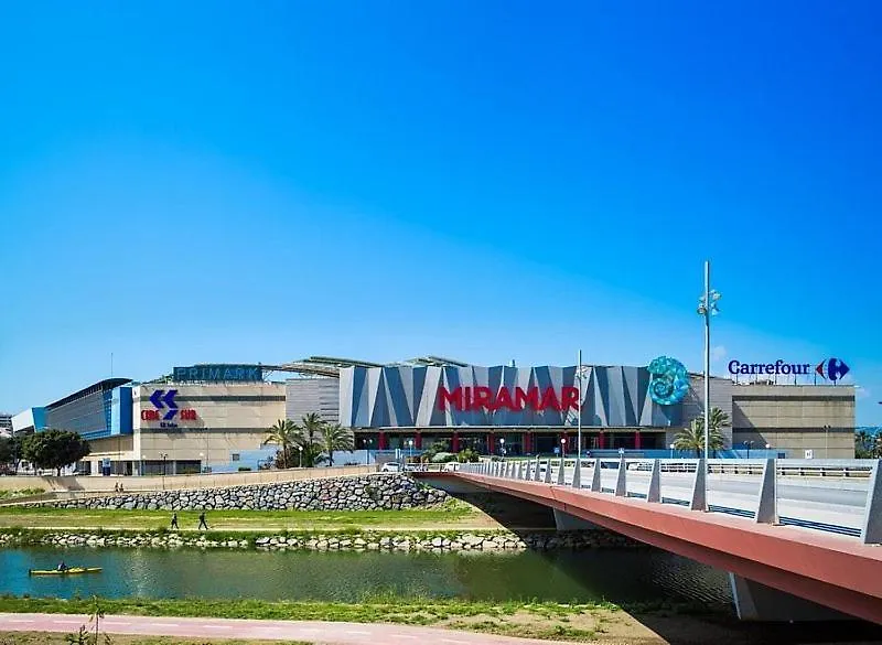 Fuengirola Centerアパートメント アパート